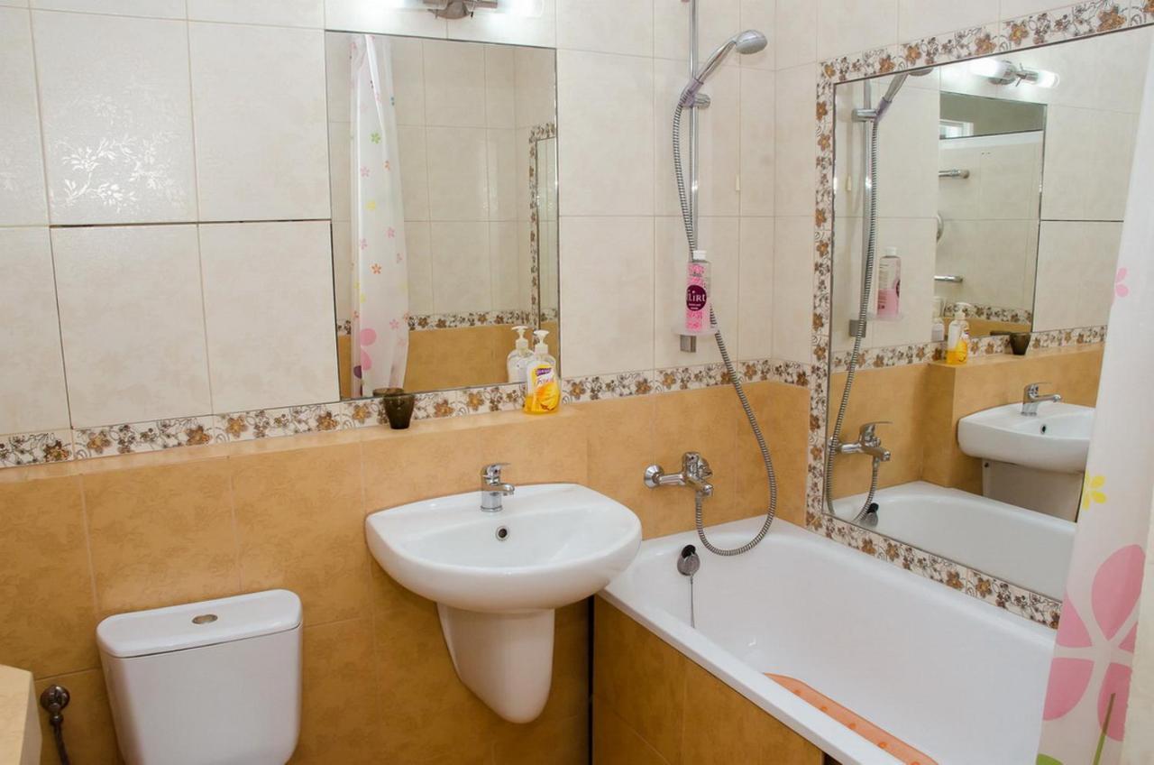 Apartament Na Adamkovskoy Apartman Breszt Kültér fotó
